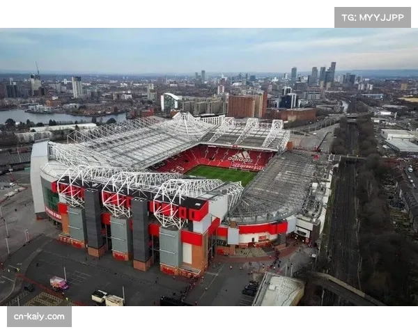 通讯:老特拉福德球场媒体中心的现代化改造,反映了转播需求的十年变迁